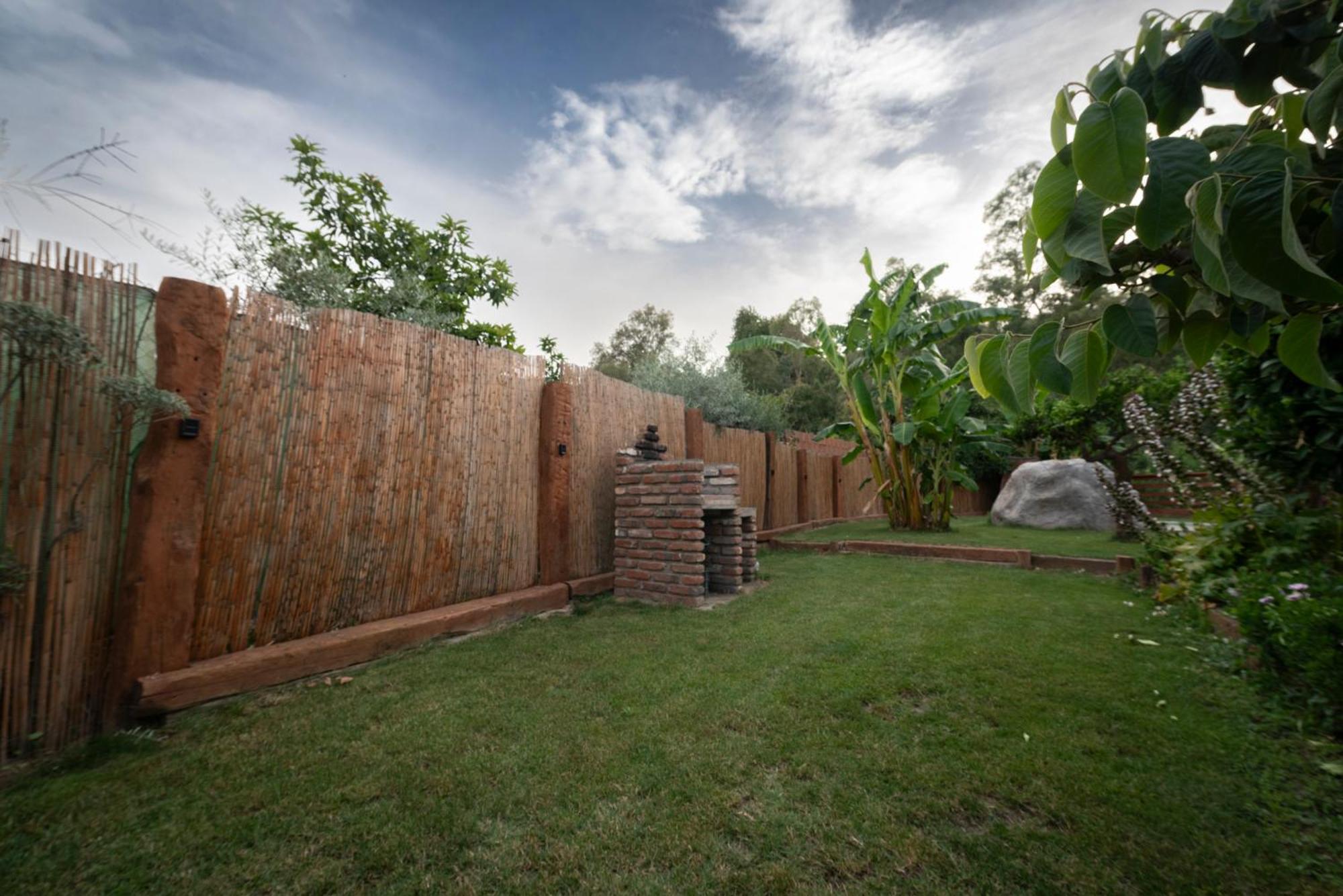 El Jardin Del Eden Villa Orgiva Exterior photo